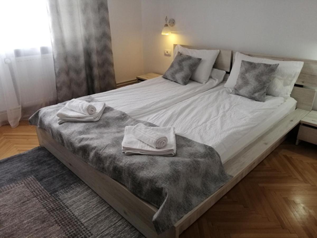Check-In Kaya Hotel Nagyszeben Kültér fotó