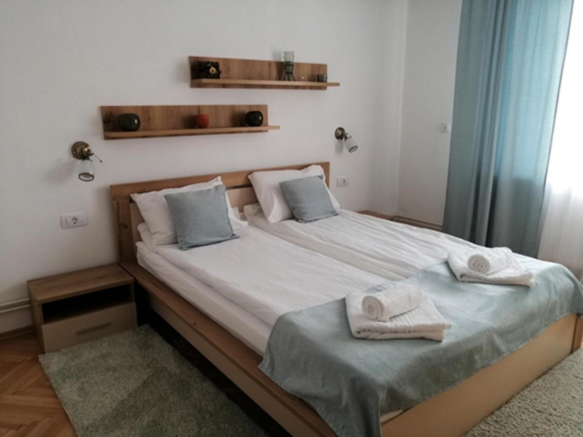 Check-In Kaya Hotel Nagyszeben Kültér fotó